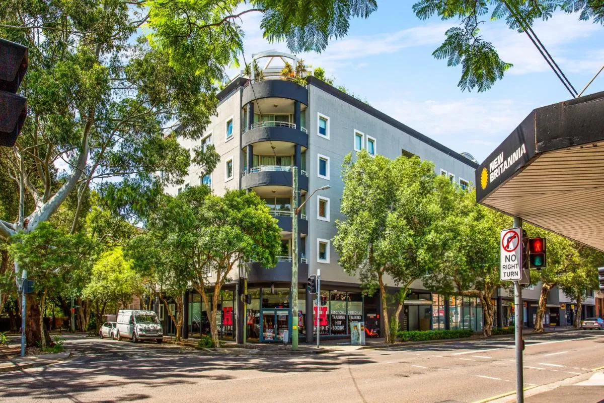 Image 5 of Charming 1-Bed Apartment Close to Shops and Parks