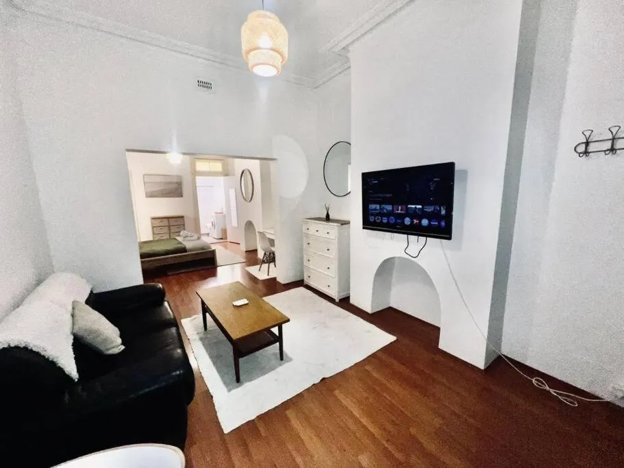 Image 2 of Charming Front Retreat