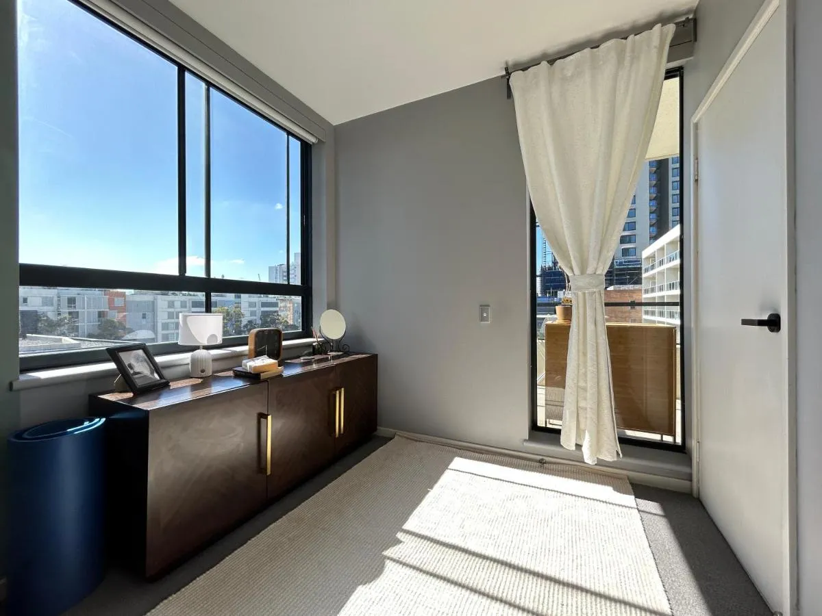 Image 5 of Charming Peaceful 3BR in heart of Rhodes