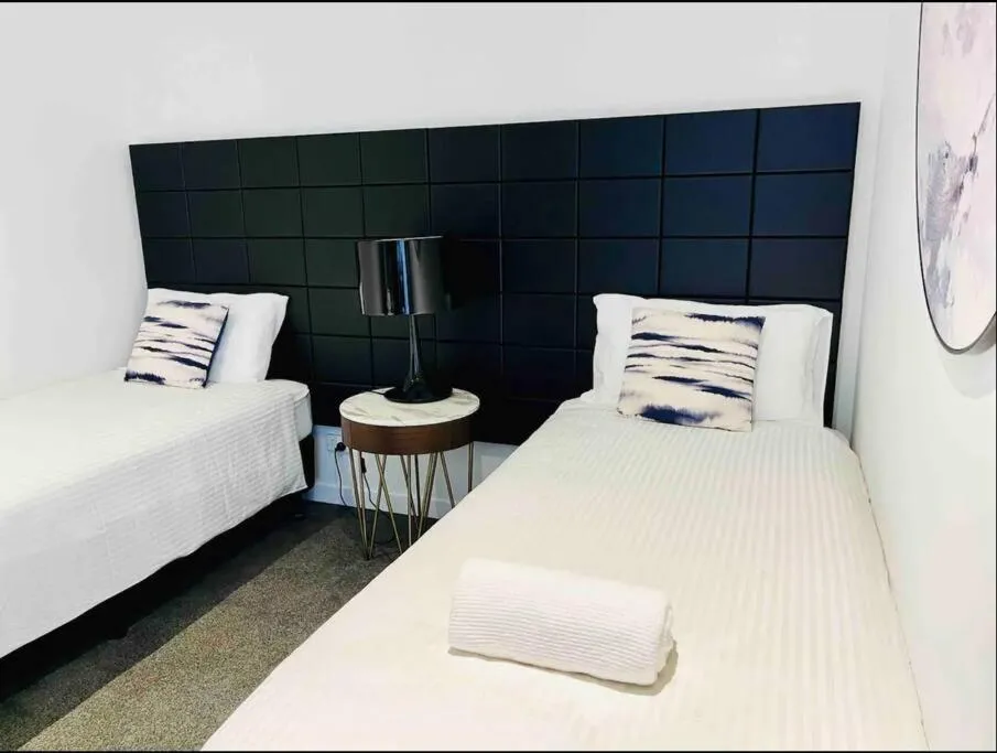 Image 1 of Chatswood Exeutive Suites – 3beds2baths