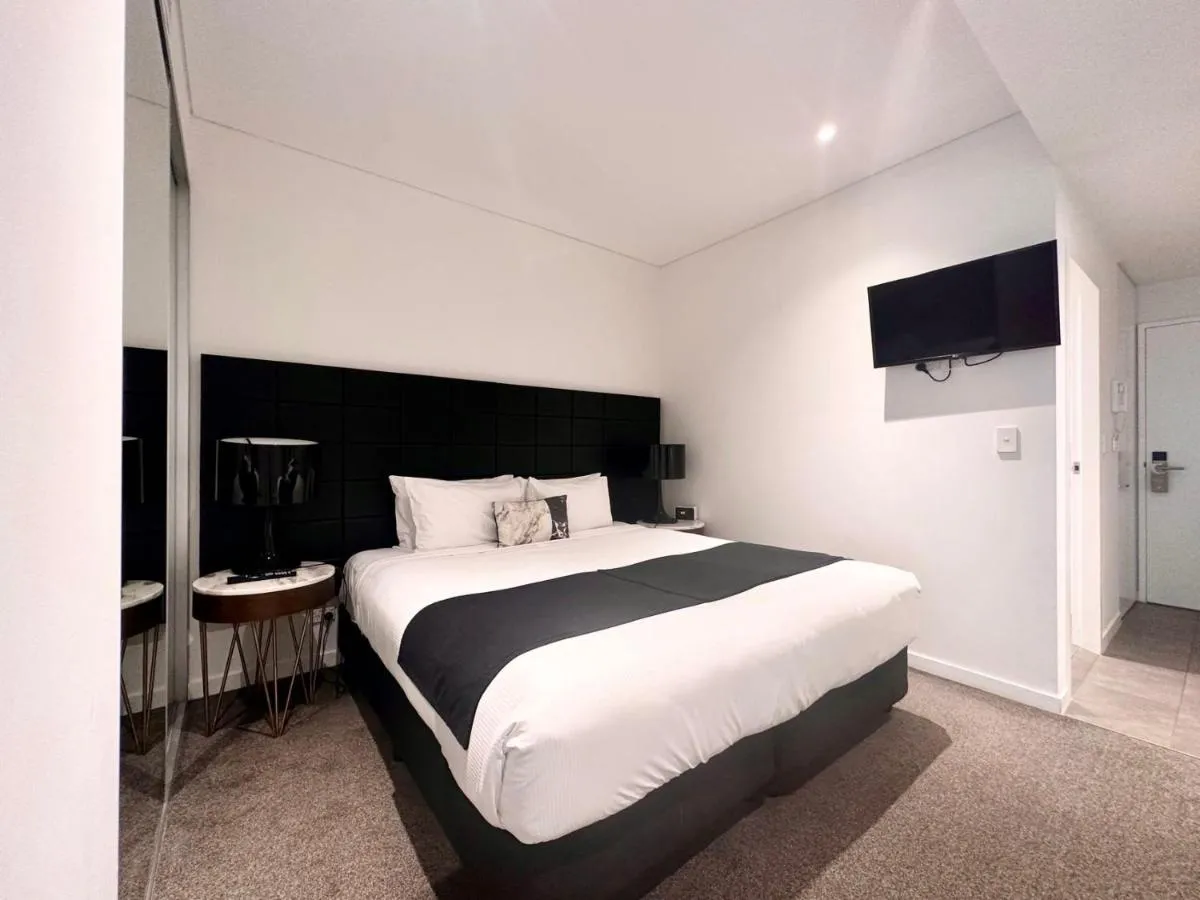 Image 6 of Chatswood Walk to Train shopping