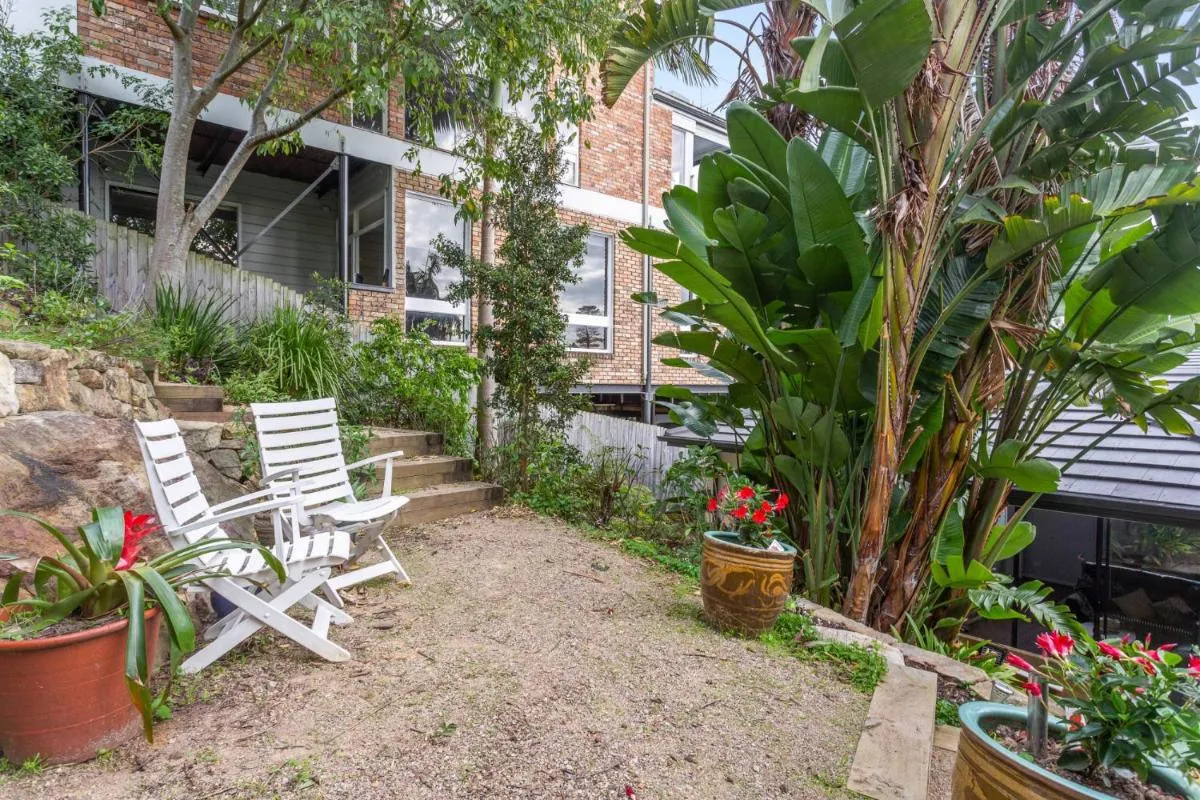 Image 4 of Chic 2-Bed Cottage Minutes from Clontarf Beach