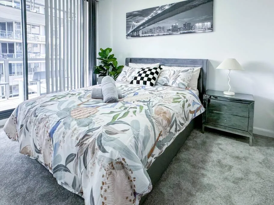 Image of Chic Modern Oasis – Steps from Darling Harbour