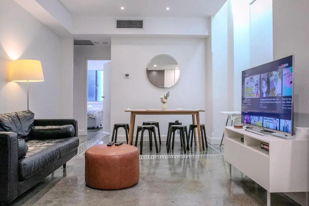 Image 5 of Chic Stay by Circular Quay and Opera House with Pool