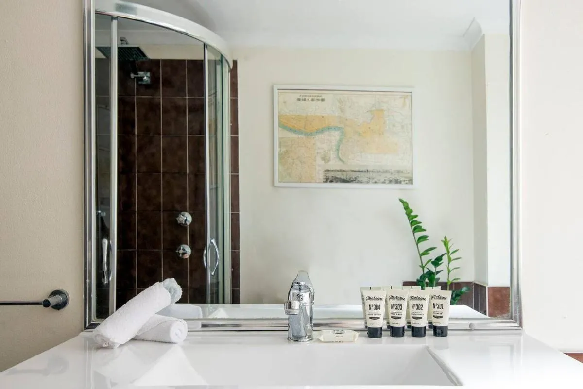 Image 2 of Chic Surry Hills Style with Parking