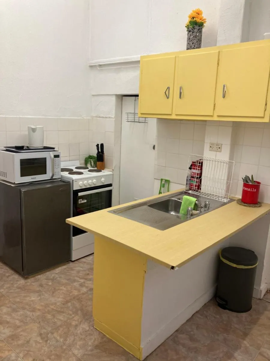 Image 6 of City apartment sleeping up to 4 with rooftop terrace