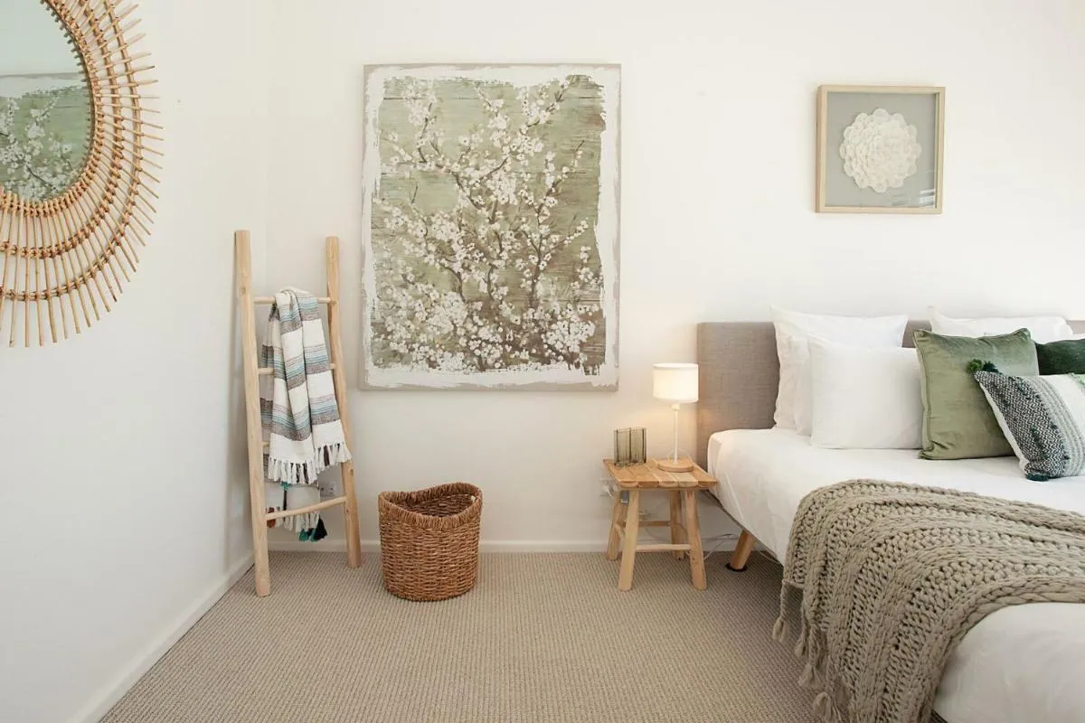 Image 6 of Coastal Tamarama