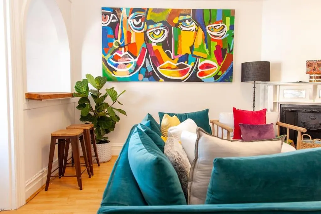 Image of Colourful Bondi Living