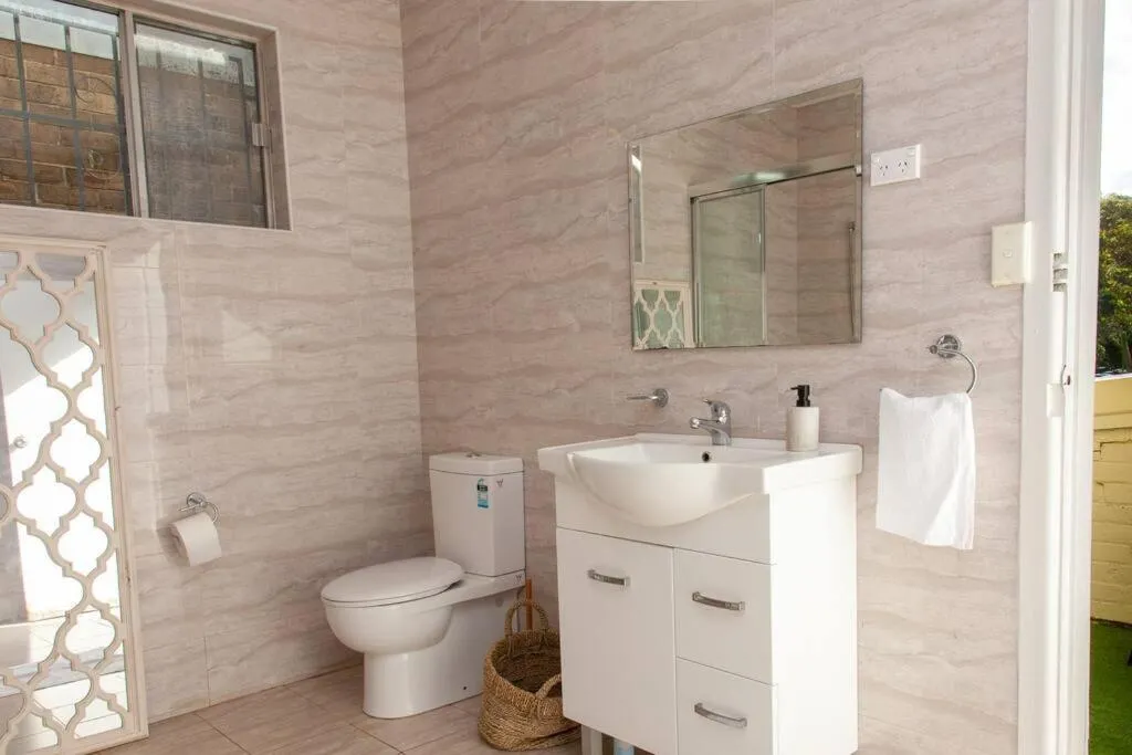 Image 2 of Colourful Bondi Living