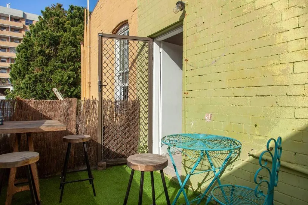 Image 5 of Colourful Bondi Living