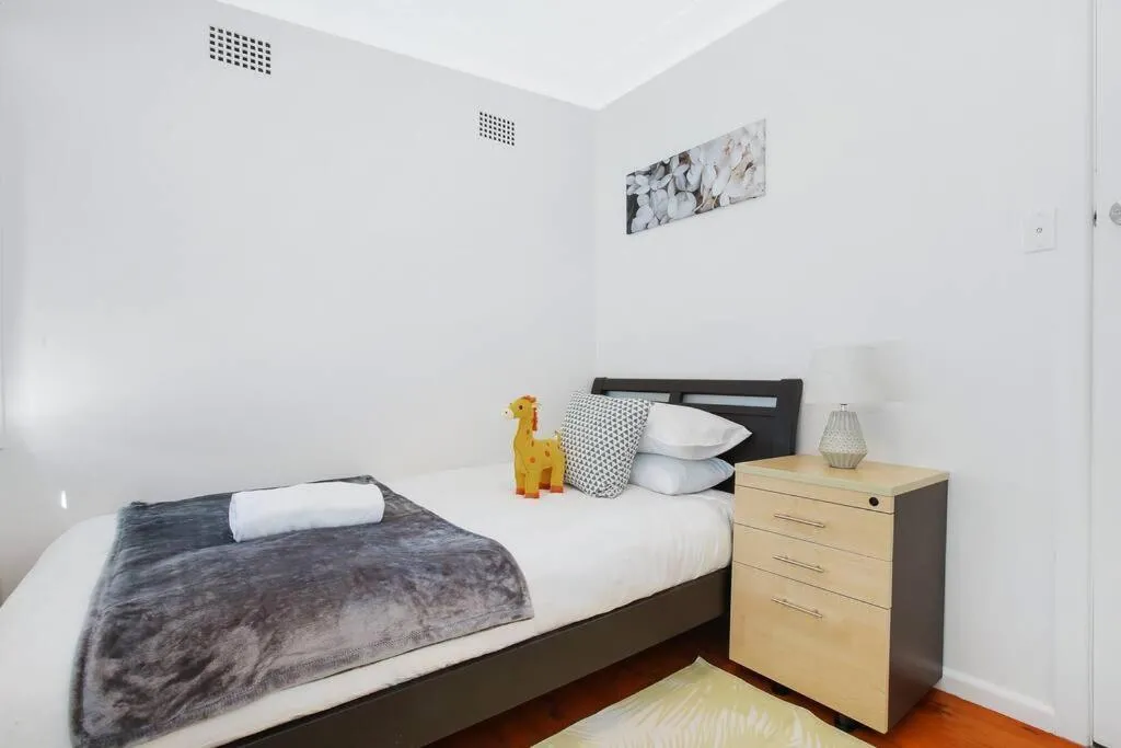 Image 1 of Comfy Family Home @ Kingsgrove Sleeps 7 with 2 Bathrooms & Parking