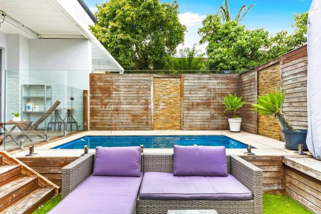 Image 3 of Convenient 4BR with Private Pool close to Airport