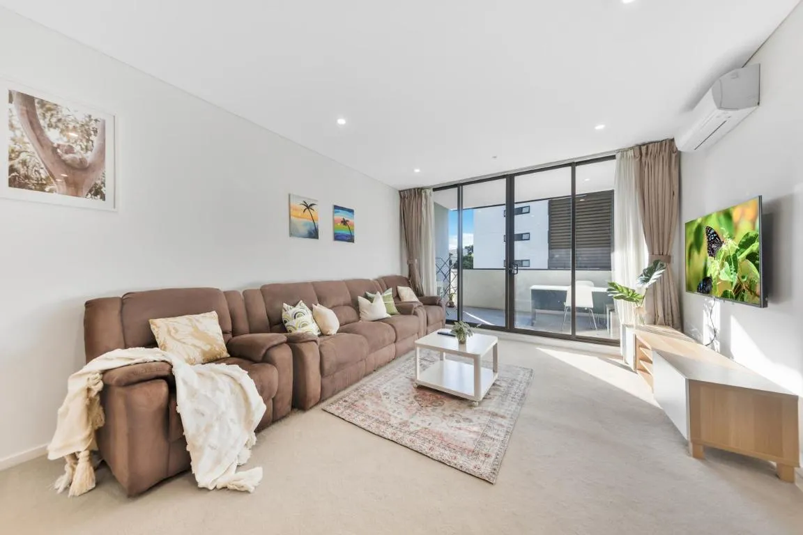 Image of Convenient&Modern 2bedrooms Apt with car space