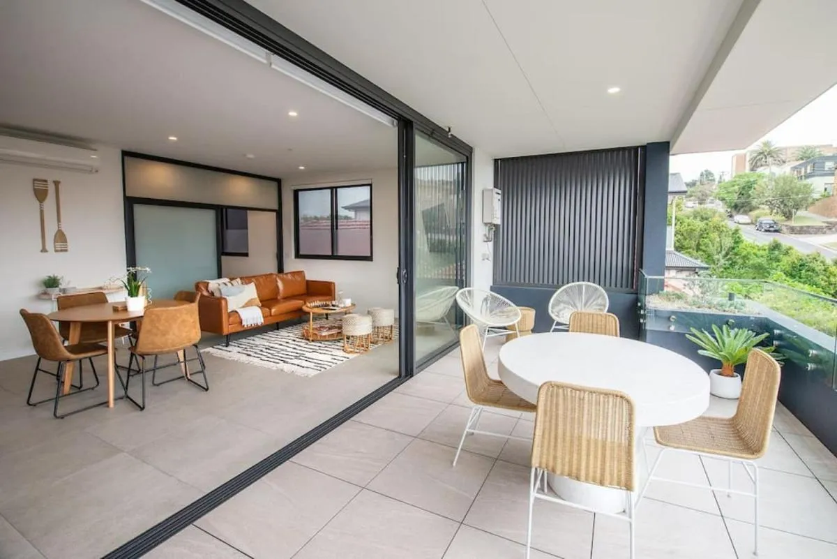 Image 2 of Coogee Beachside Bliss 6