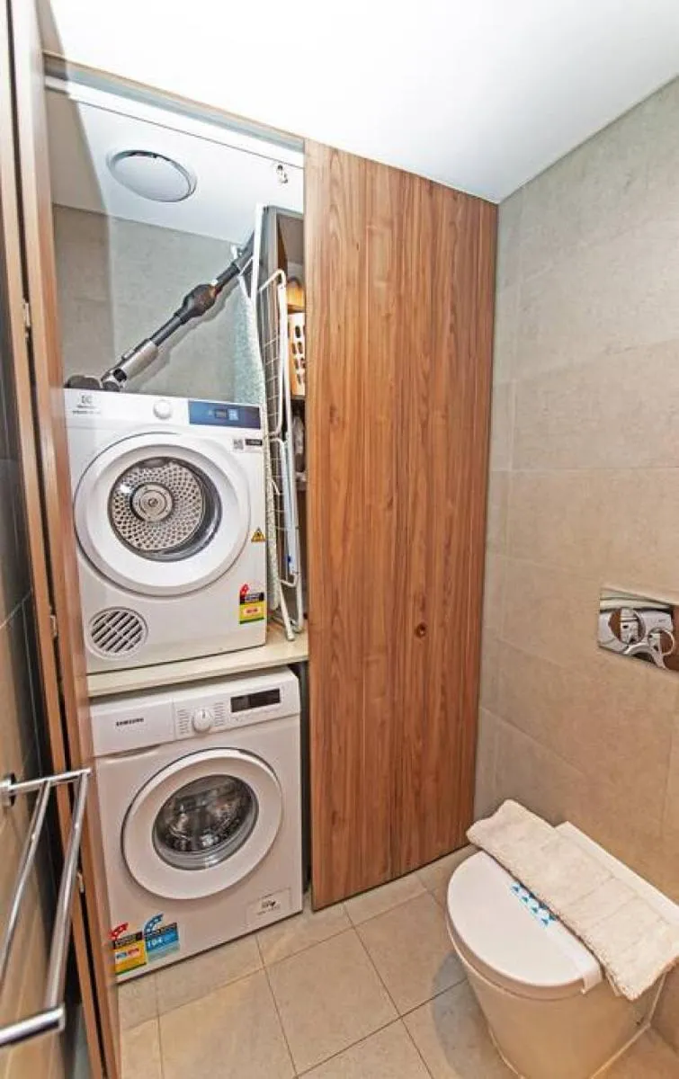 Image 3 of Coogee Beachside Getaway 2