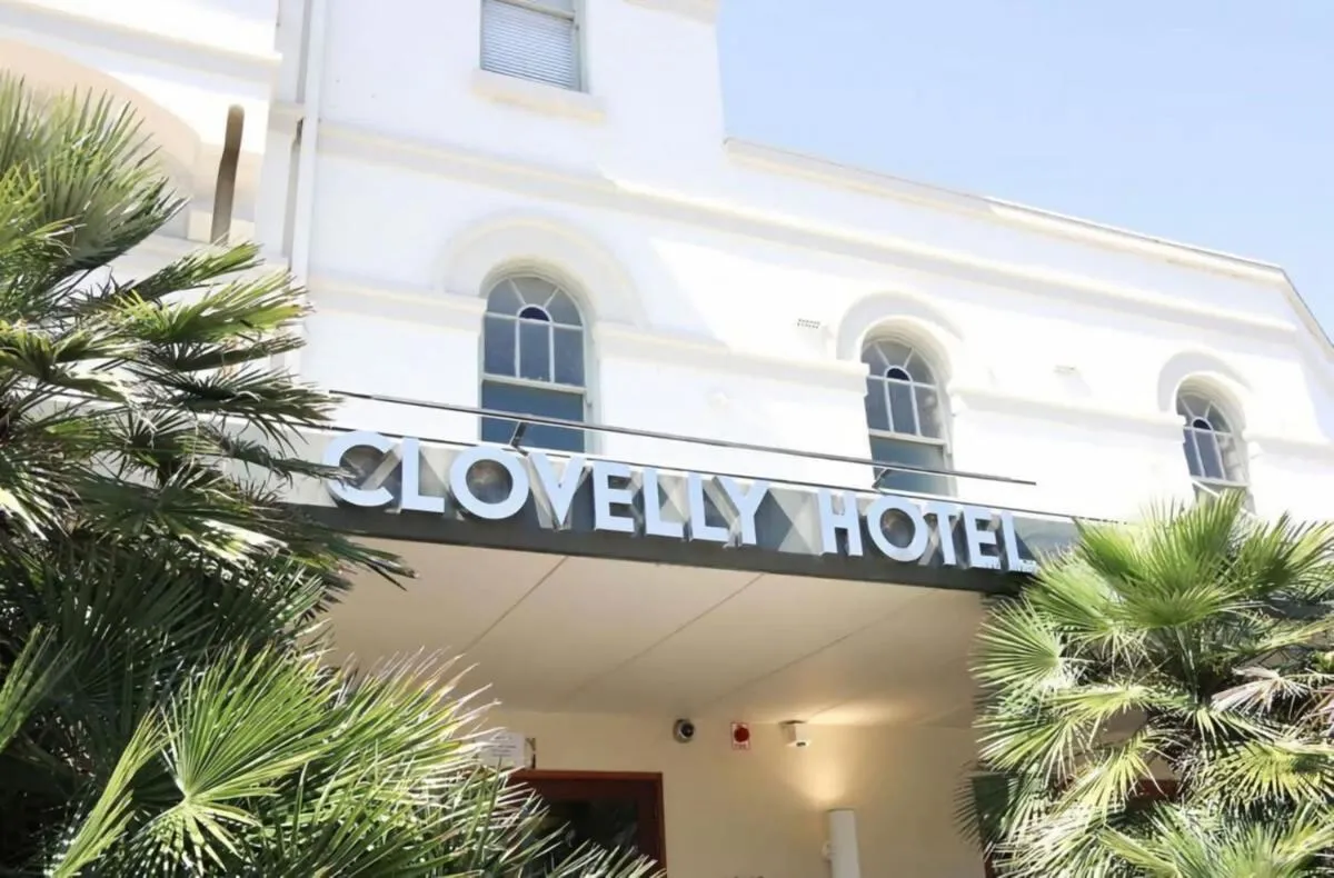 Image 1 of Coogee Beachside Retreat Free Parking