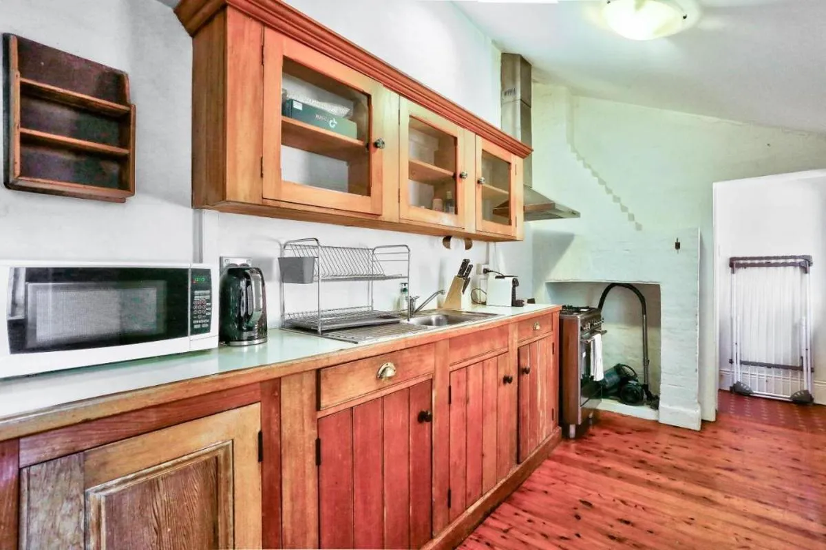 Image 3 of Cosy 2 Bedroom House Chippendale Central Newtown