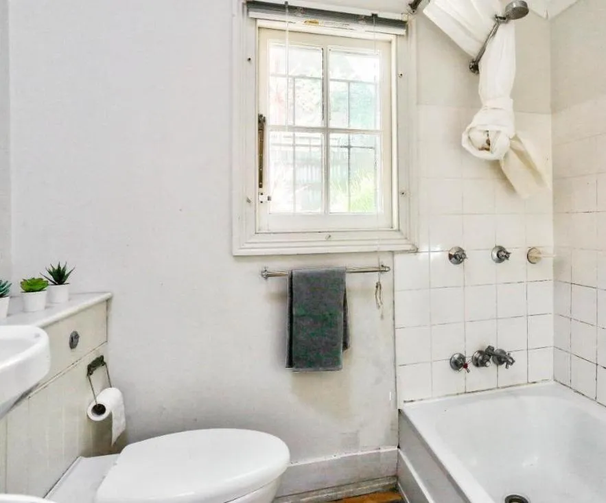 Image 2 of Cosy 2 Bedroom House Chippendale Central Newtown