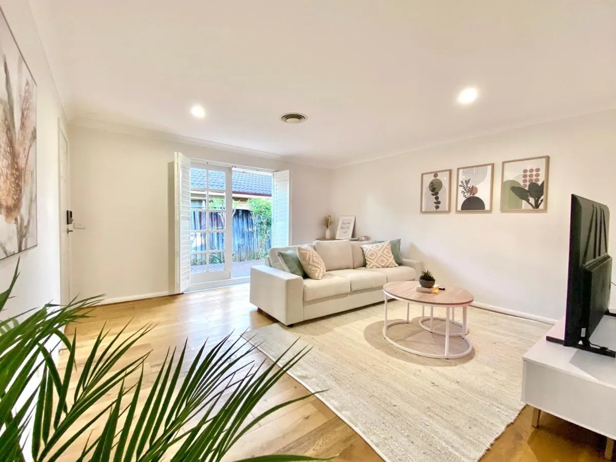 Image 4 of Cosy 3BR House, 7 mins drive to Macquarie Centre, 5 stars on AirB&B
