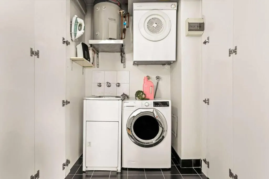 Image 3 of Cosy Inner City Abode – 1 Bed Woolloomooloo