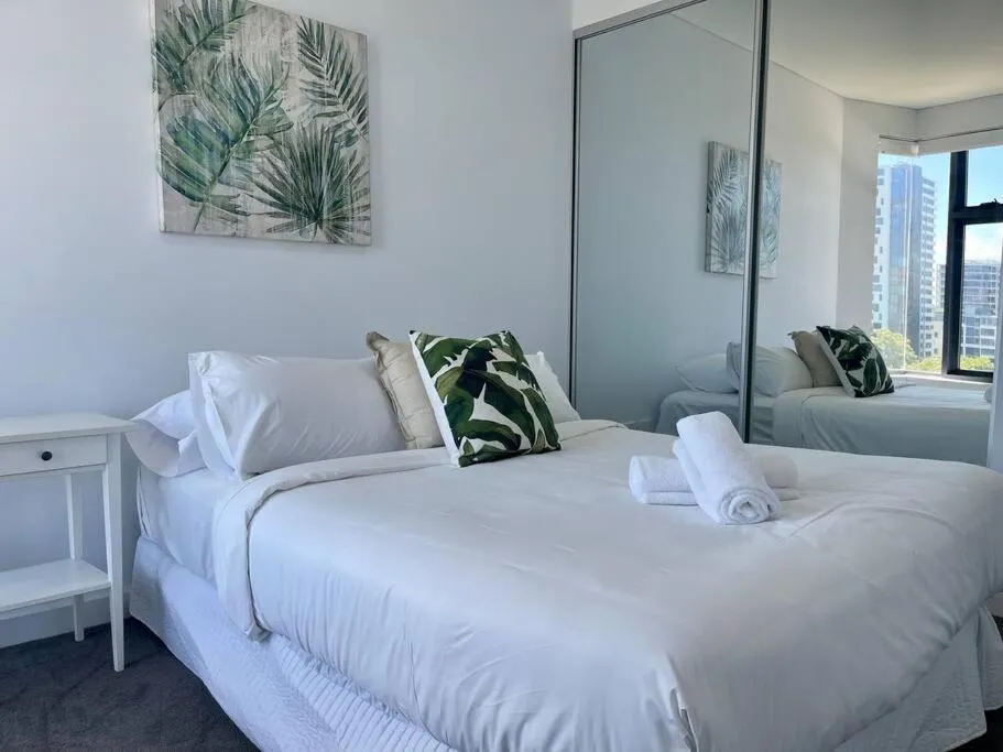 Image 1 of Cosy Stays 1 Bedroom Apartment Rosebery Parking & Balcony Sydney Escape
