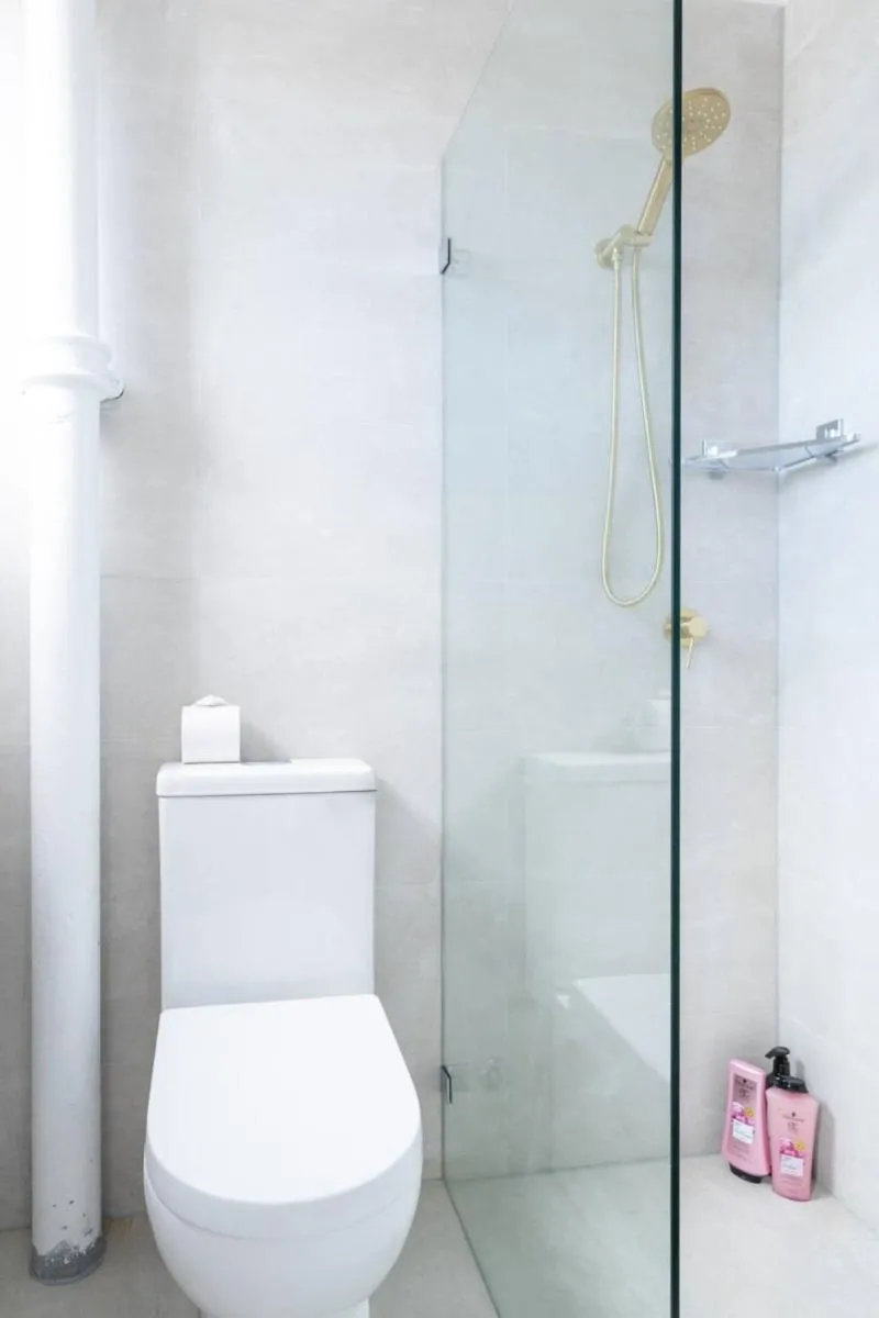 Image 4 of Cosy Studio in a Prime Surry Hills Location