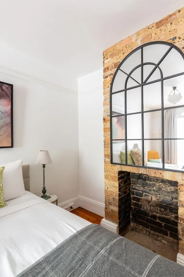 Image 6 of Courtyard Studio Charm in the Heart of Paddington