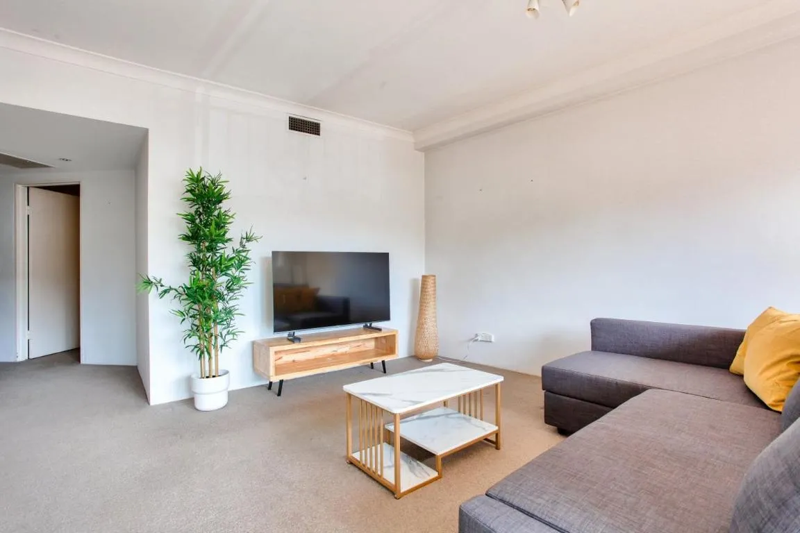 Image of Cozy 2 Bedroom Apartment Surry Hills