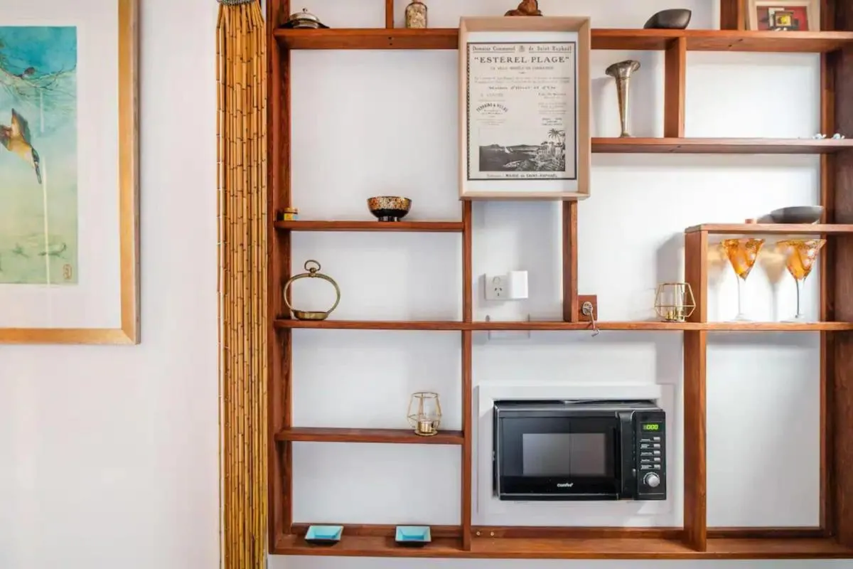 Image 3 of Cozy Apartment w Terrace Close to City Center