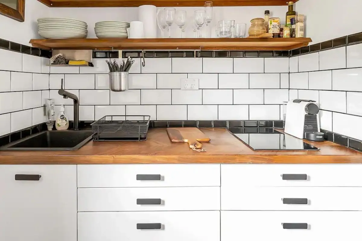 Image 4 of Cozy Apartment w Terrace Close to City Center