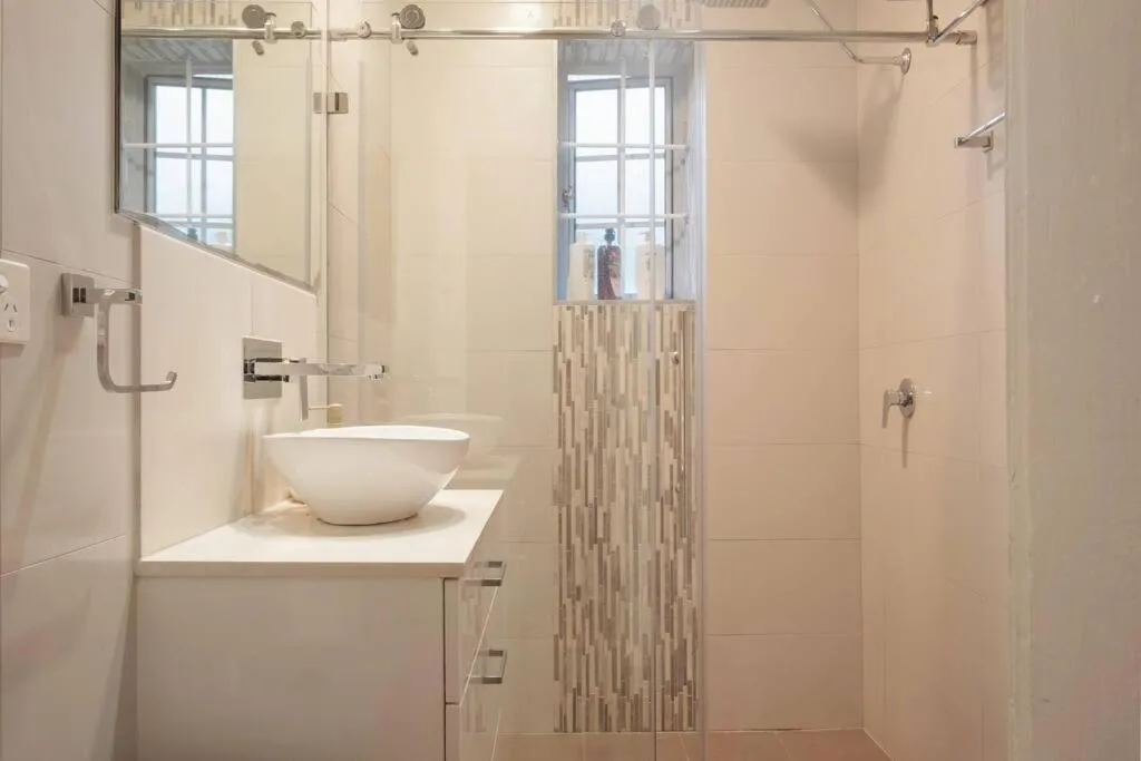 Image 2 of Cozy French Retreat Near Beach