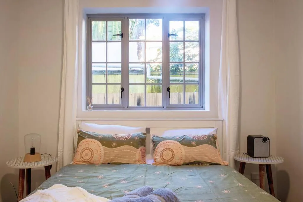 Image 6 of Cozy French Retreat Near Beach