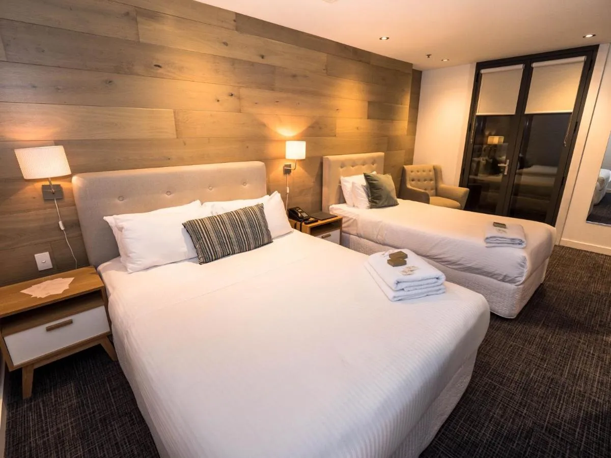 Image 3 of Crown Hotel Surry Hills