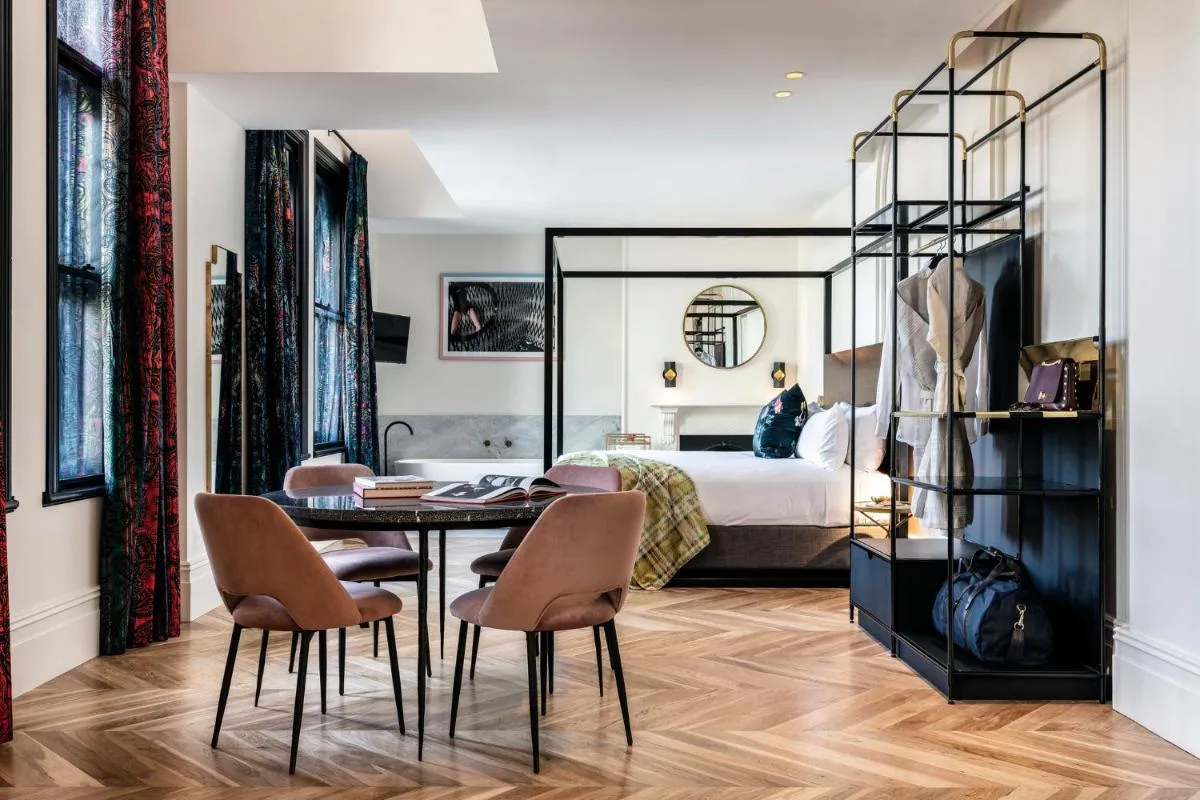 Image 6 of Crystalbrook Albion