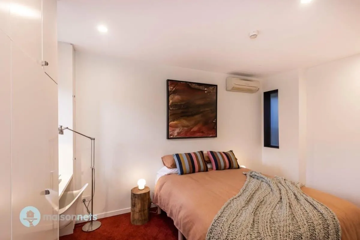 Image 6 of Darlinghurst Apt W A C Balcony Only A Walk To CBD