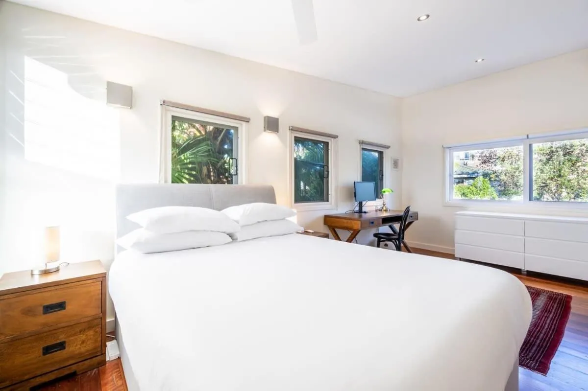 Image 1 of Delightful 4-Bed Home near Centennial Park