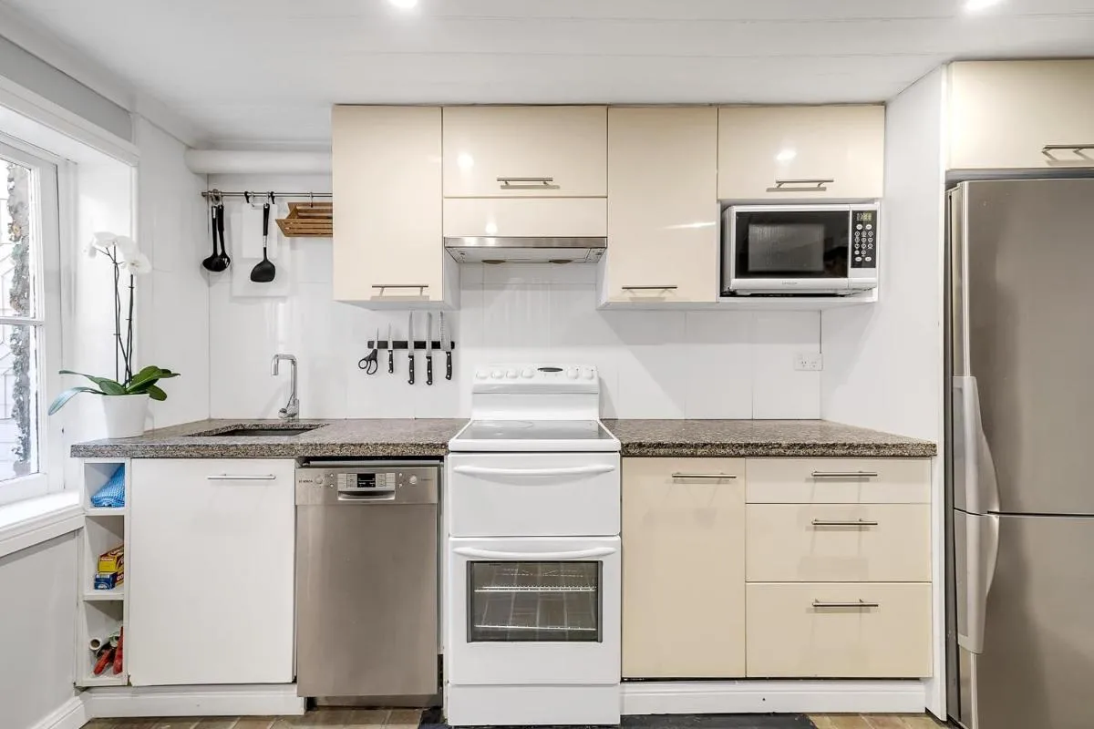 Image 2 of ‘Divine Darlo’ Terrace