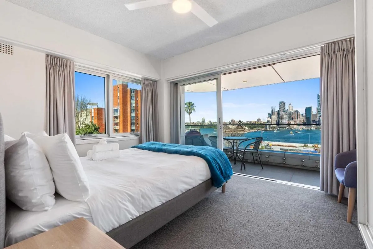 Image 1 of Dream Views of Sydney CBD