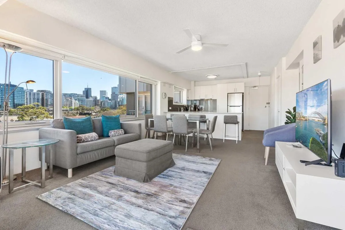 Image 3 of Dream Views of Sydney CBD