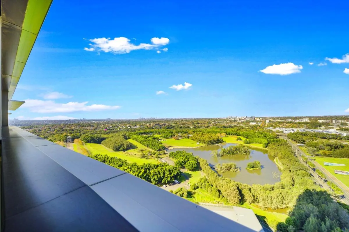 Image 5 of Fabulous view apartment in Sydney Olympic Park