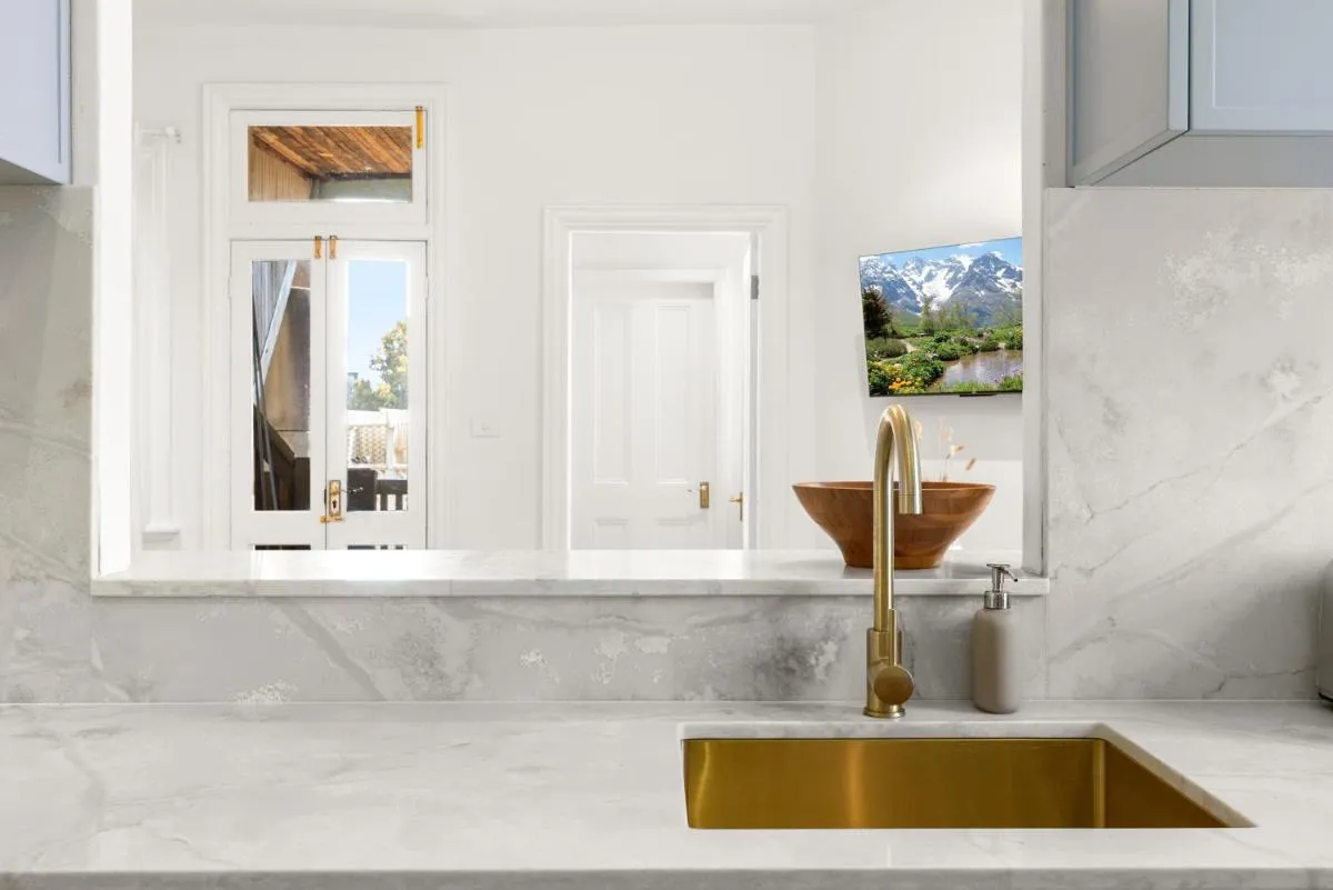 Image 2 of Family Friendly 2BR Apartment w/Seaview Balcony