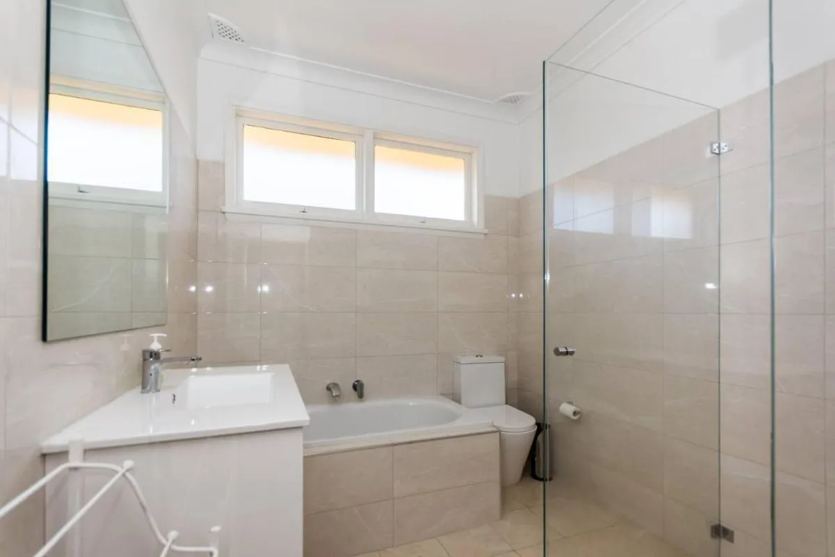 Image 2 of Family Stay with Idyllic Sun-drenched Courtyard