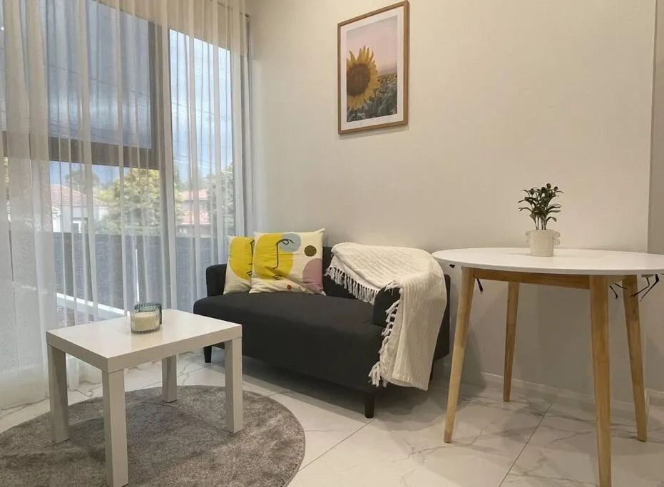 Image 2 of Family home@Eastwood