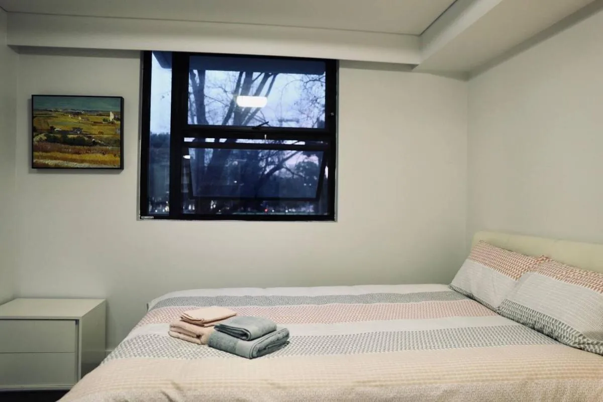 Image 6 of Free Carpark Entire close to CBD