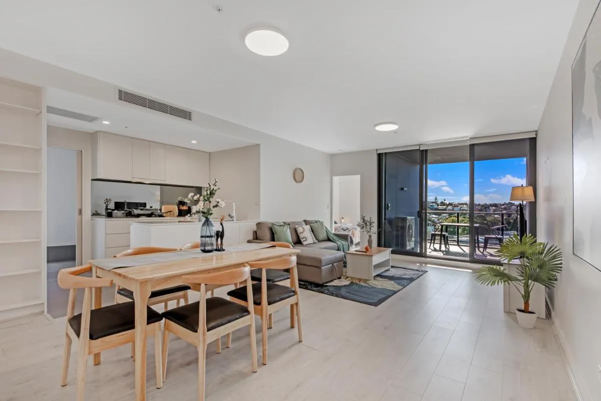 Image 2 of Fully equipped apartment in Rockdale