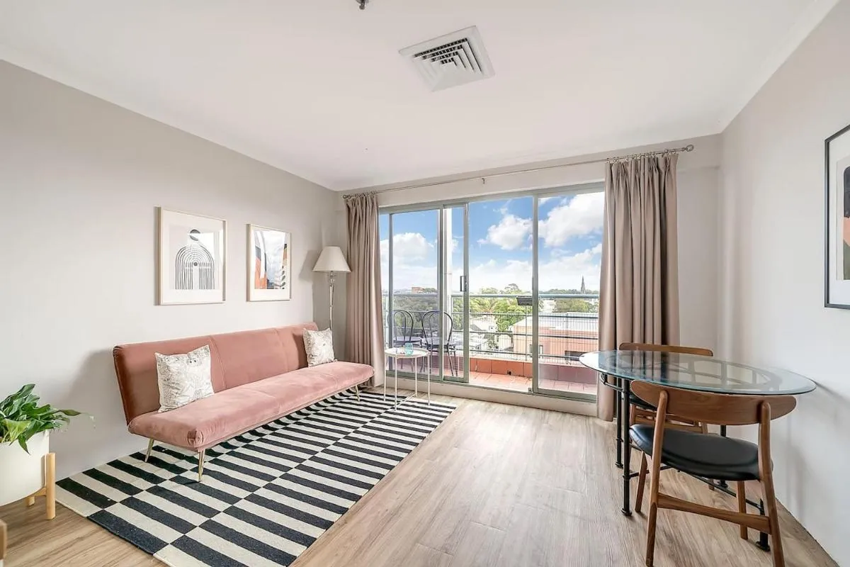 Image 1 of ‘Georgina’ Mid-Century Modern Poolside Stay