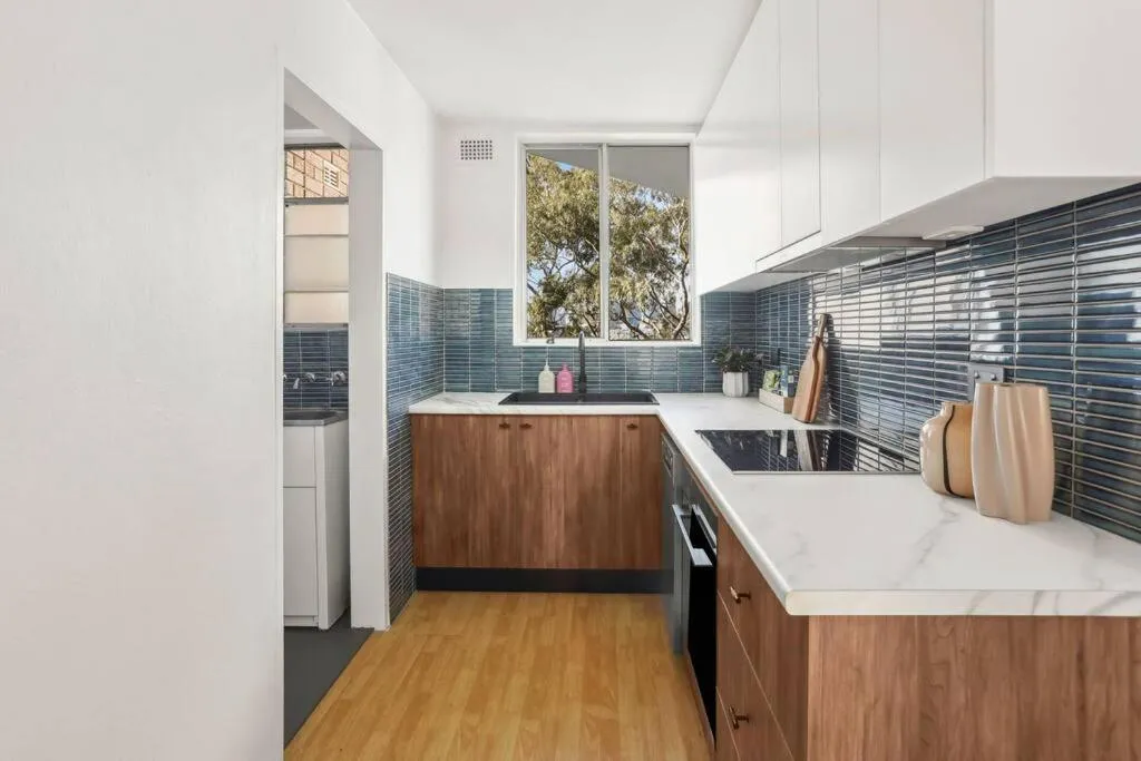 Image 2 of Glebe Tranquil Retreat – 2bd with parking