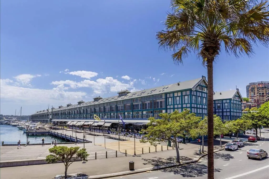 Image 4 of Harbour View Woolloomooloo