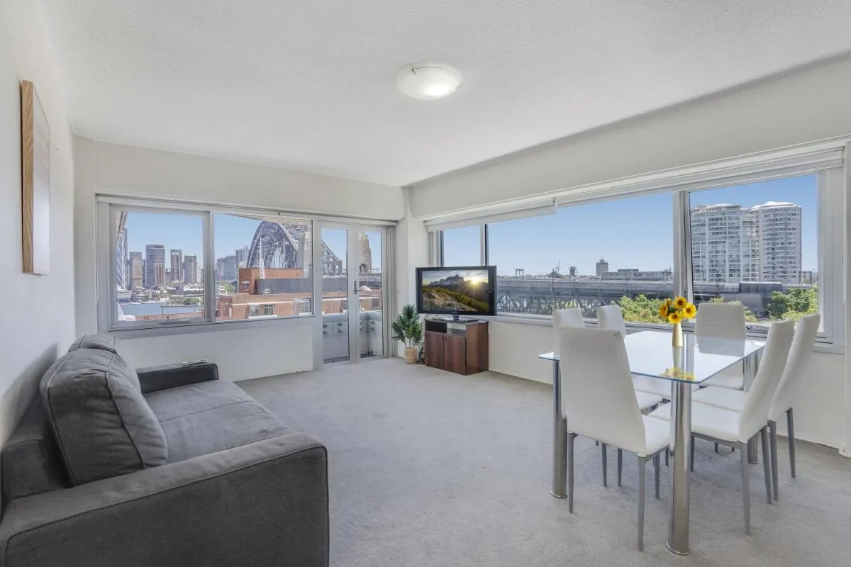 Image 1 of Harbour bridge views