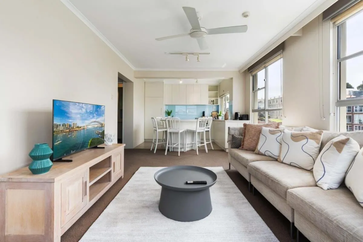 Image 3 of Harbourside #53